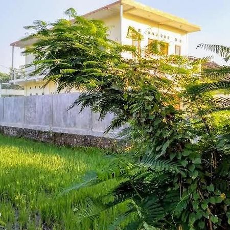 Spot On 93020 Rumah Singgah Ganjuran Bantul Exterior foto