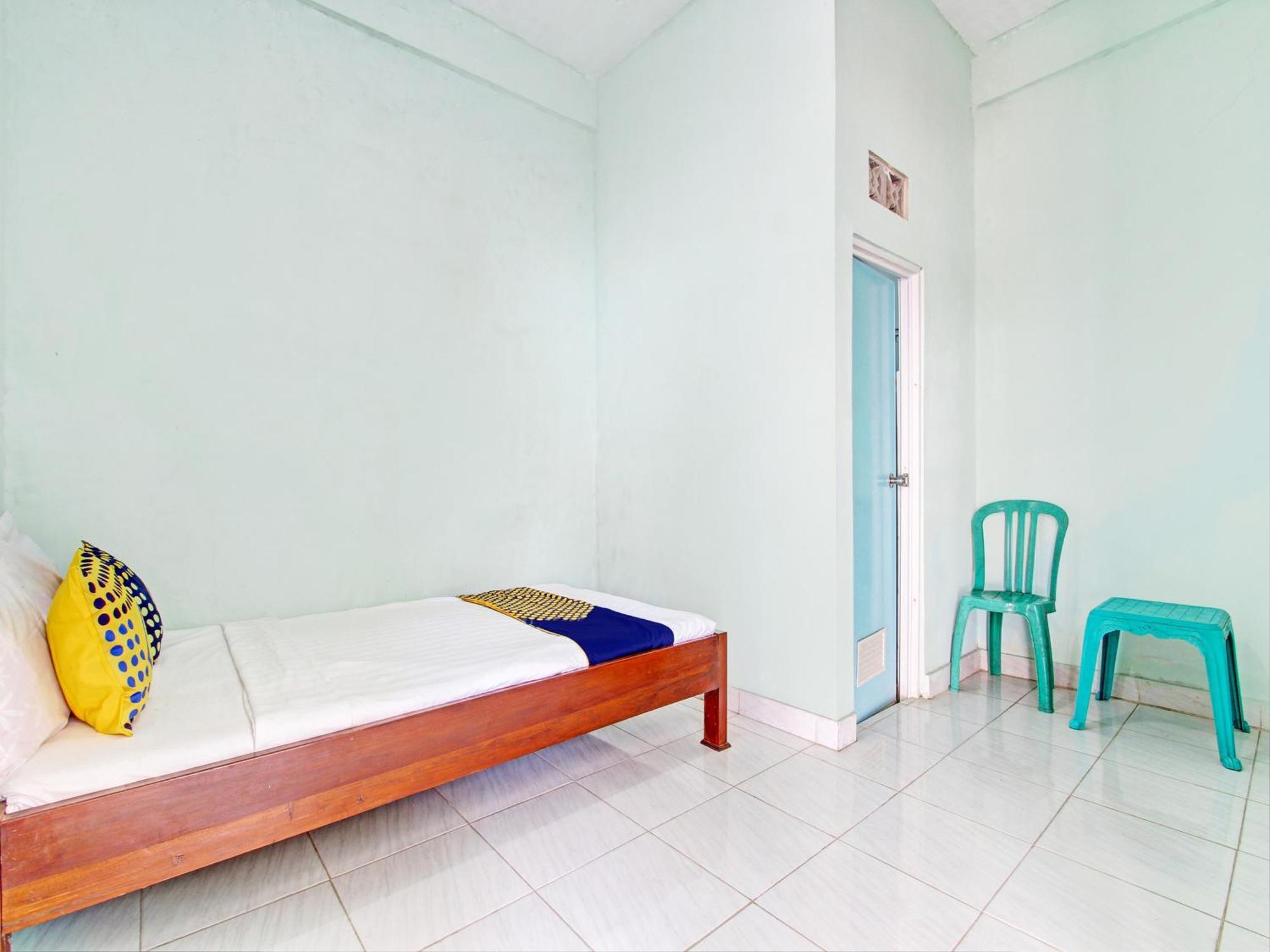 Spot On 93020 Rumah Singgah Ganjuran Bantul Exterior foto